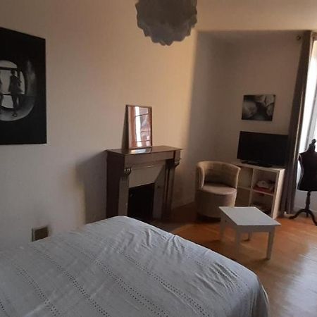 Chambre Tout Confort A L'Etage Conlie Exterior foto